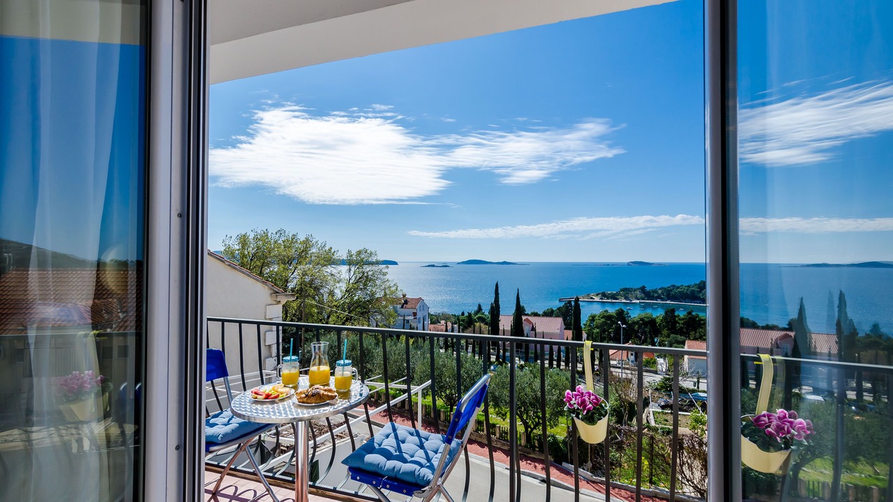 Photo of Patio Balcony in Brasina