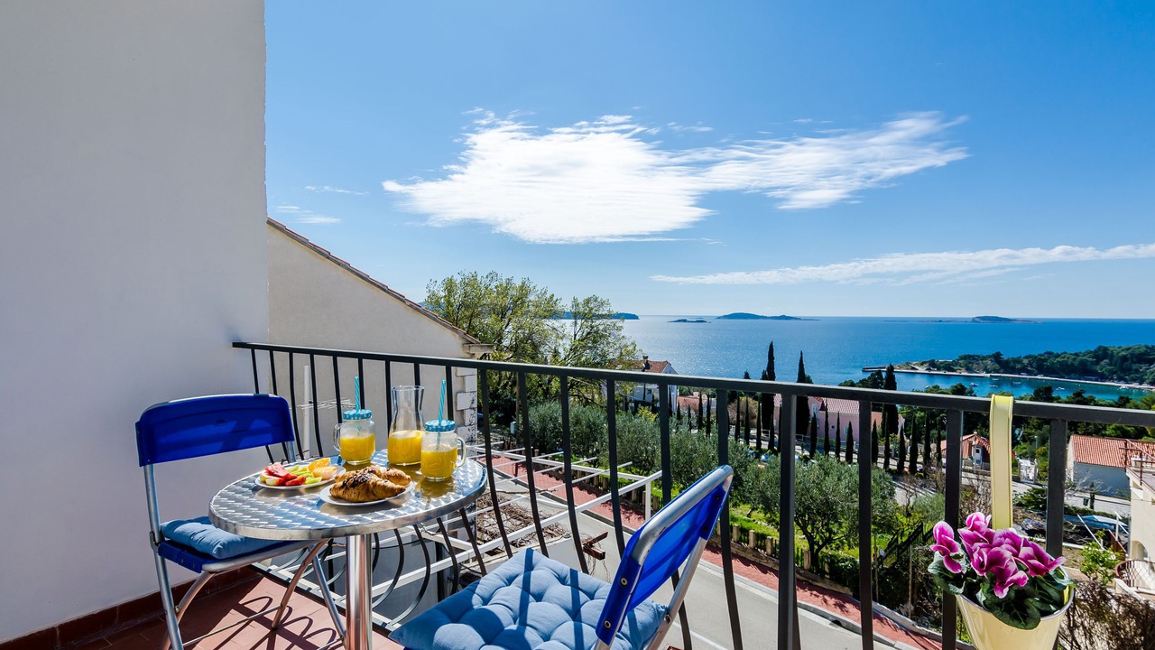 Photo of Patio Balcony in Brasina