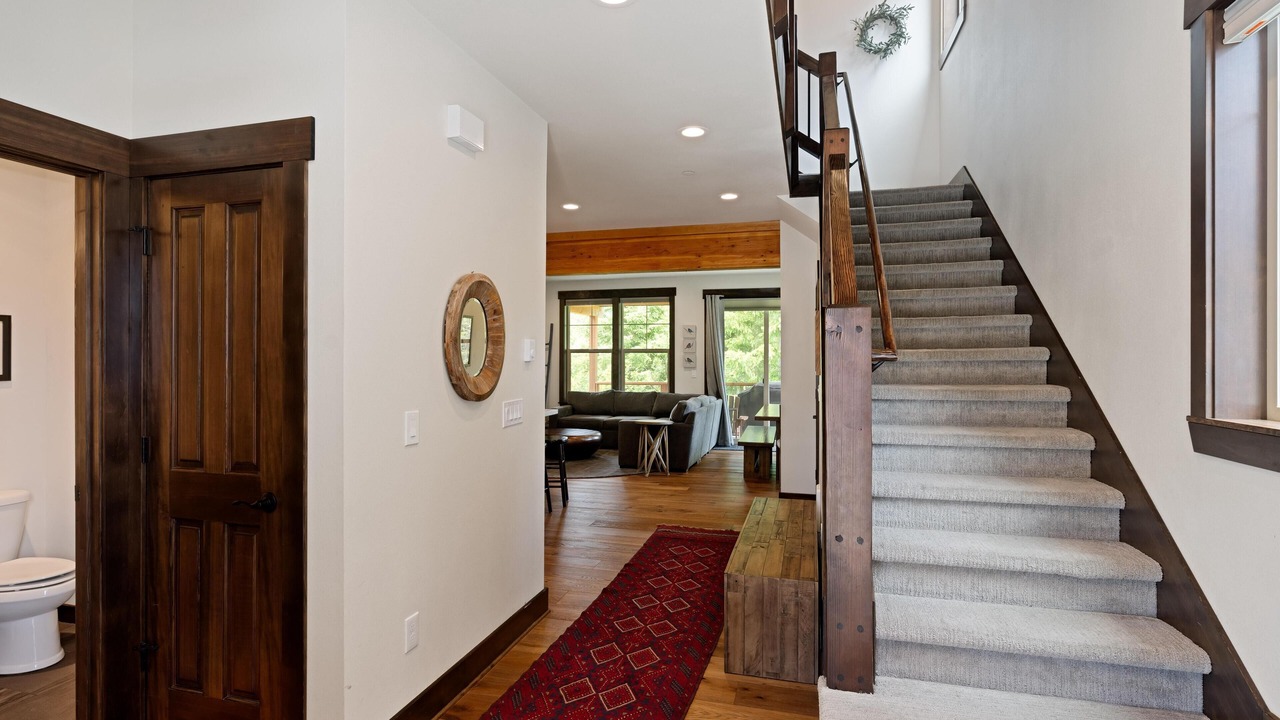 Photo of Livingroom in Cle Elum