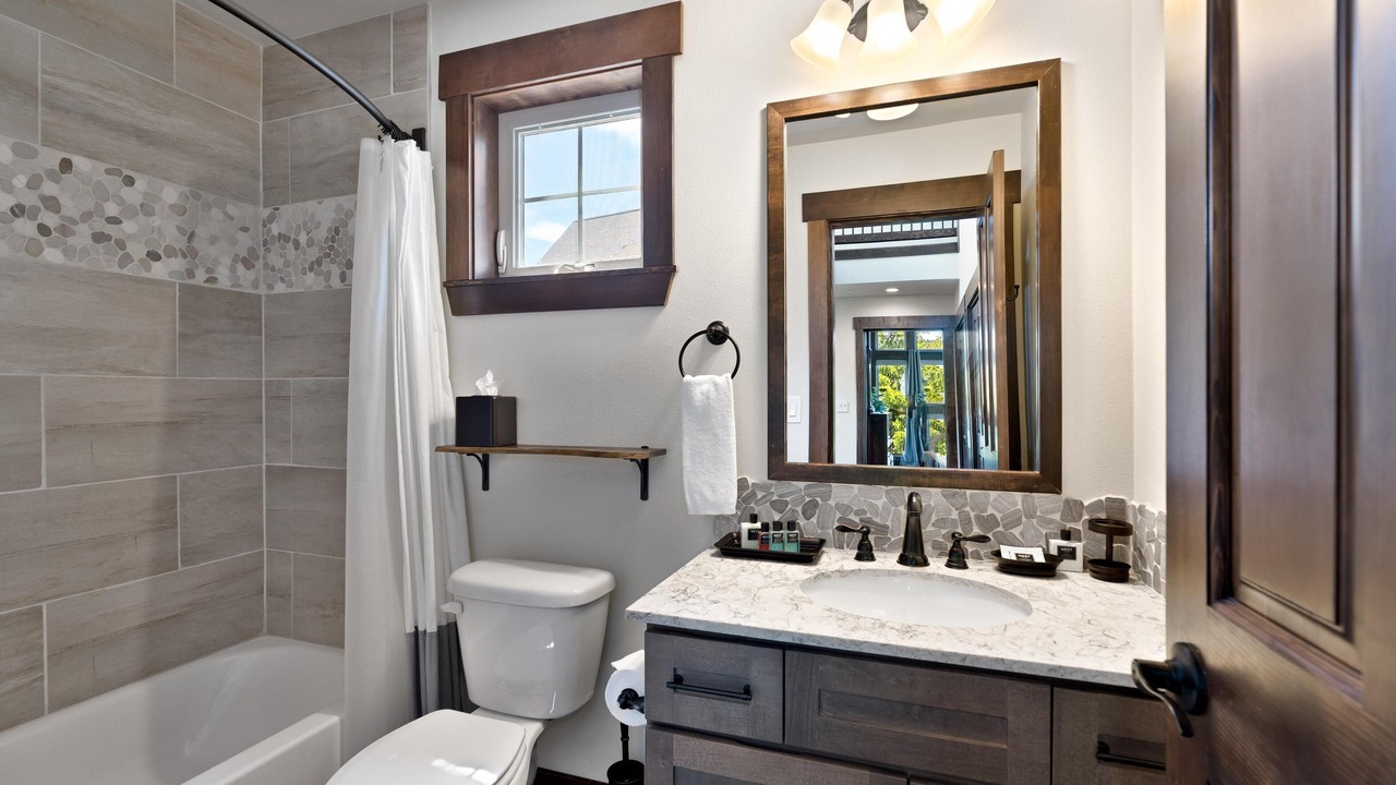 Photo of Bathroom in Cle Elum