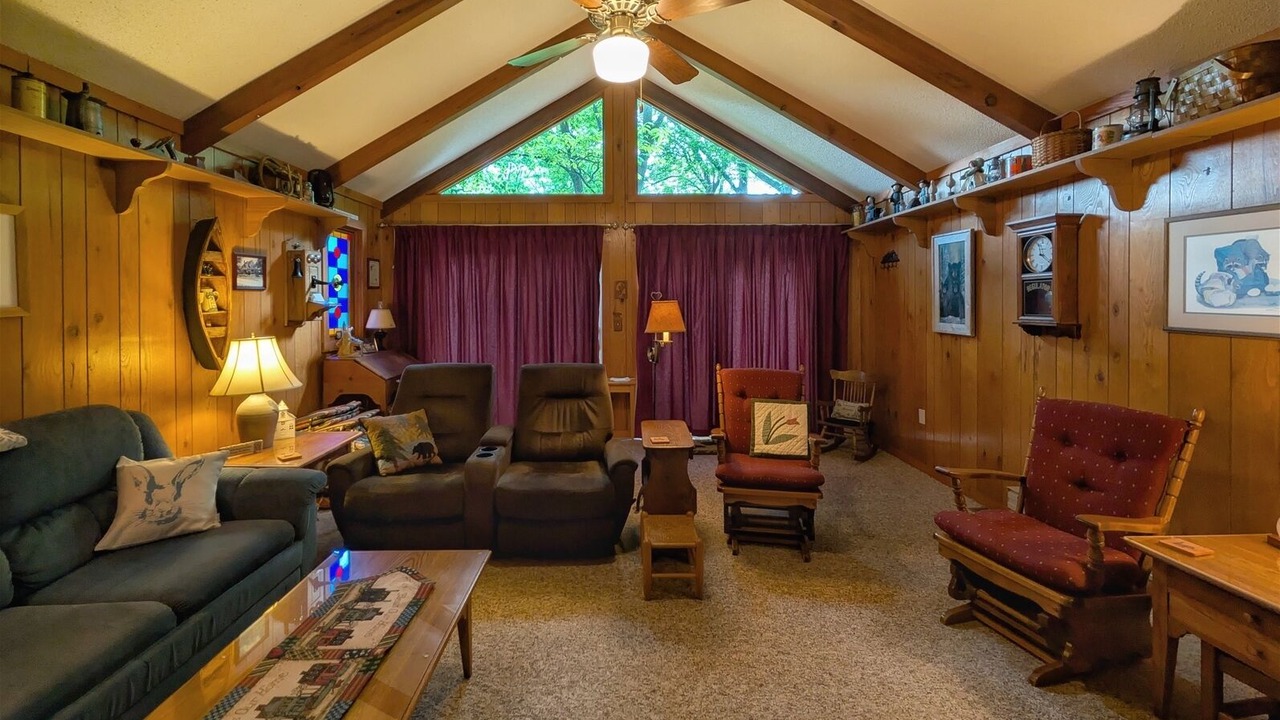 Photo of Livingroom in Lake Junaluska