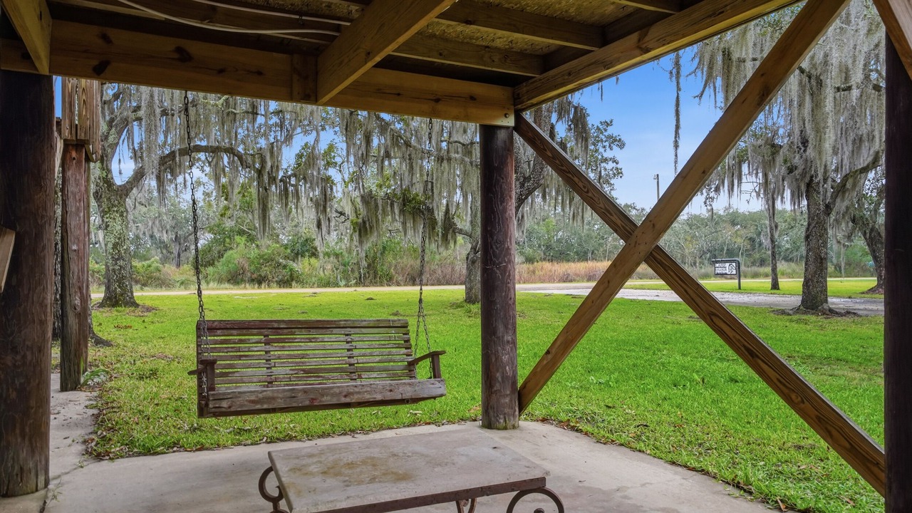 Photo of Outdoor in Cypremort Point