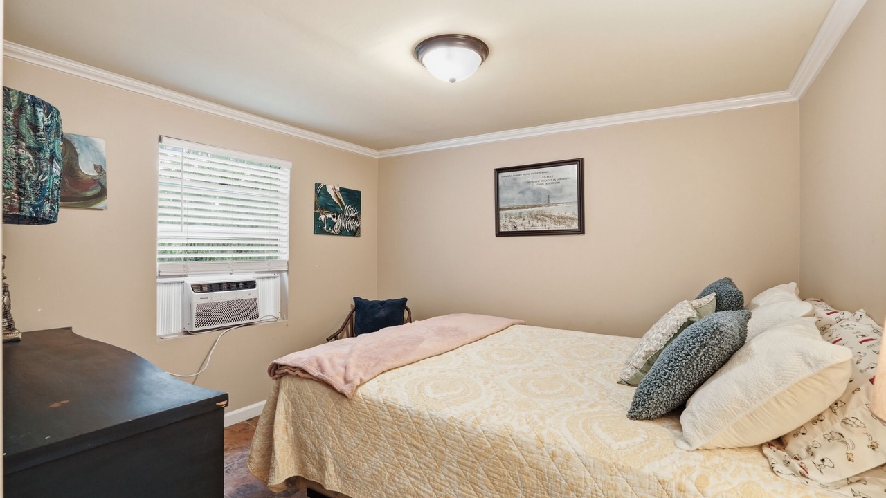 Photo of Bedroom in Cypremort Point