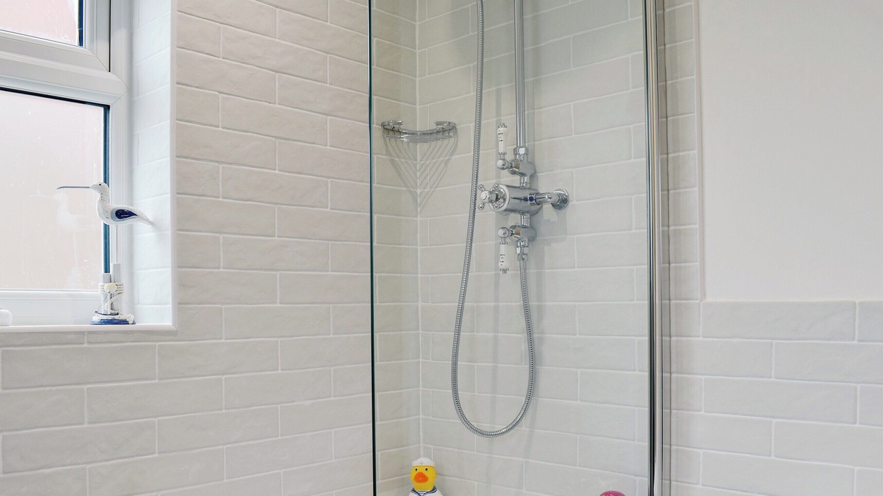 Photo of Bathroom in Pakefield