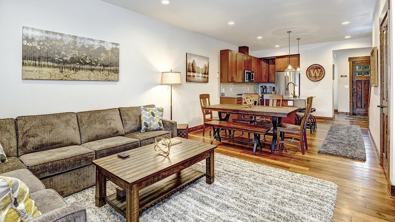 Photo of Livingroom in Cle Elum