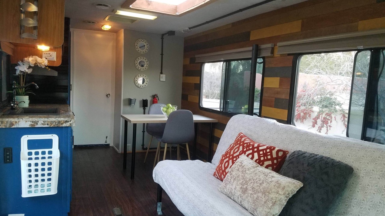 Photo of Livingroom in Spring Valley