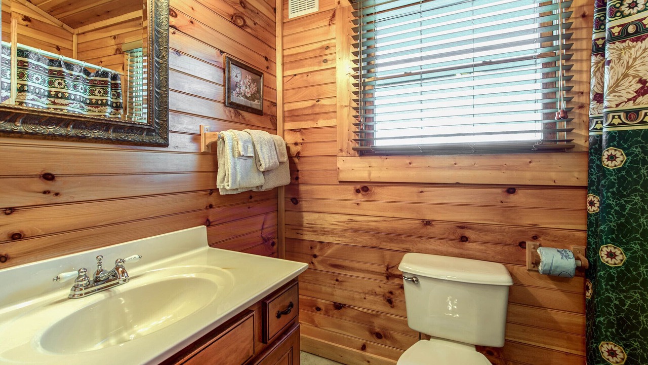 Photo of Bathroom in Hemlock Hills
