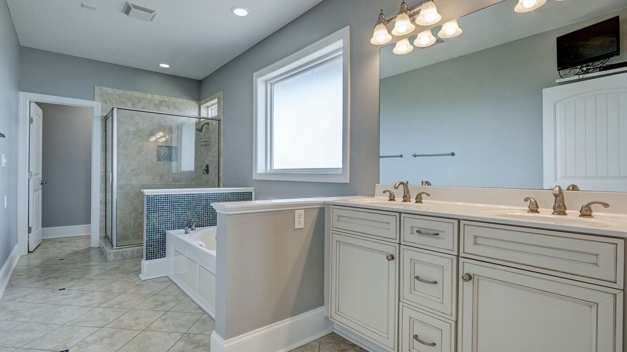 Photo of Bathroom in North Topsail Beach