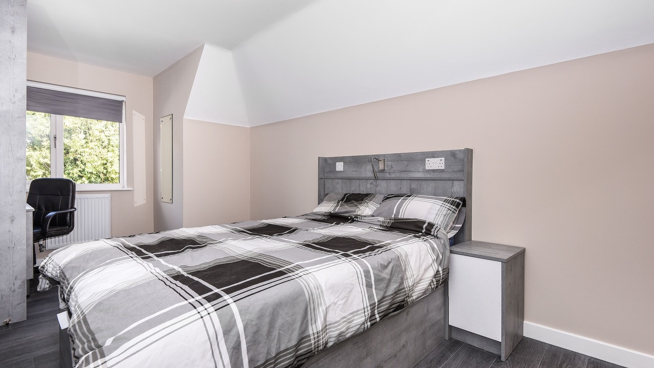 Photo of Bedroom in Runnymede