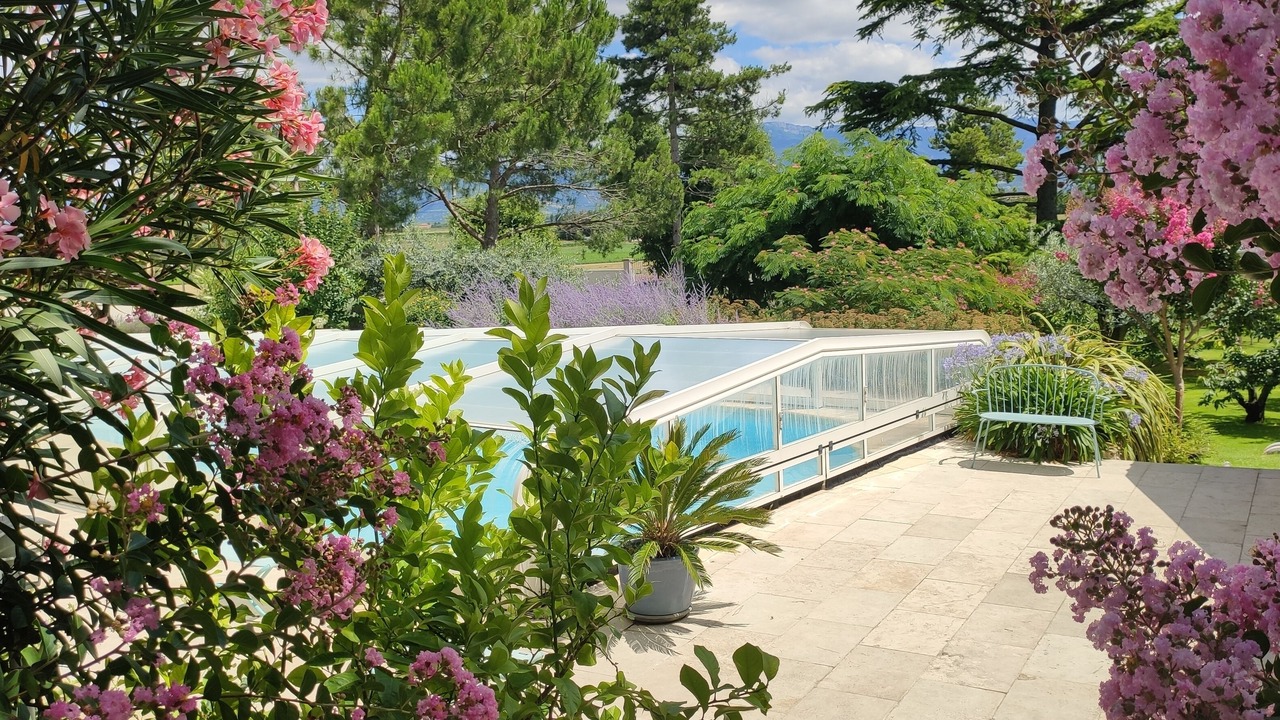 Photo of Outdoor in Mours-Saint-Eusebe