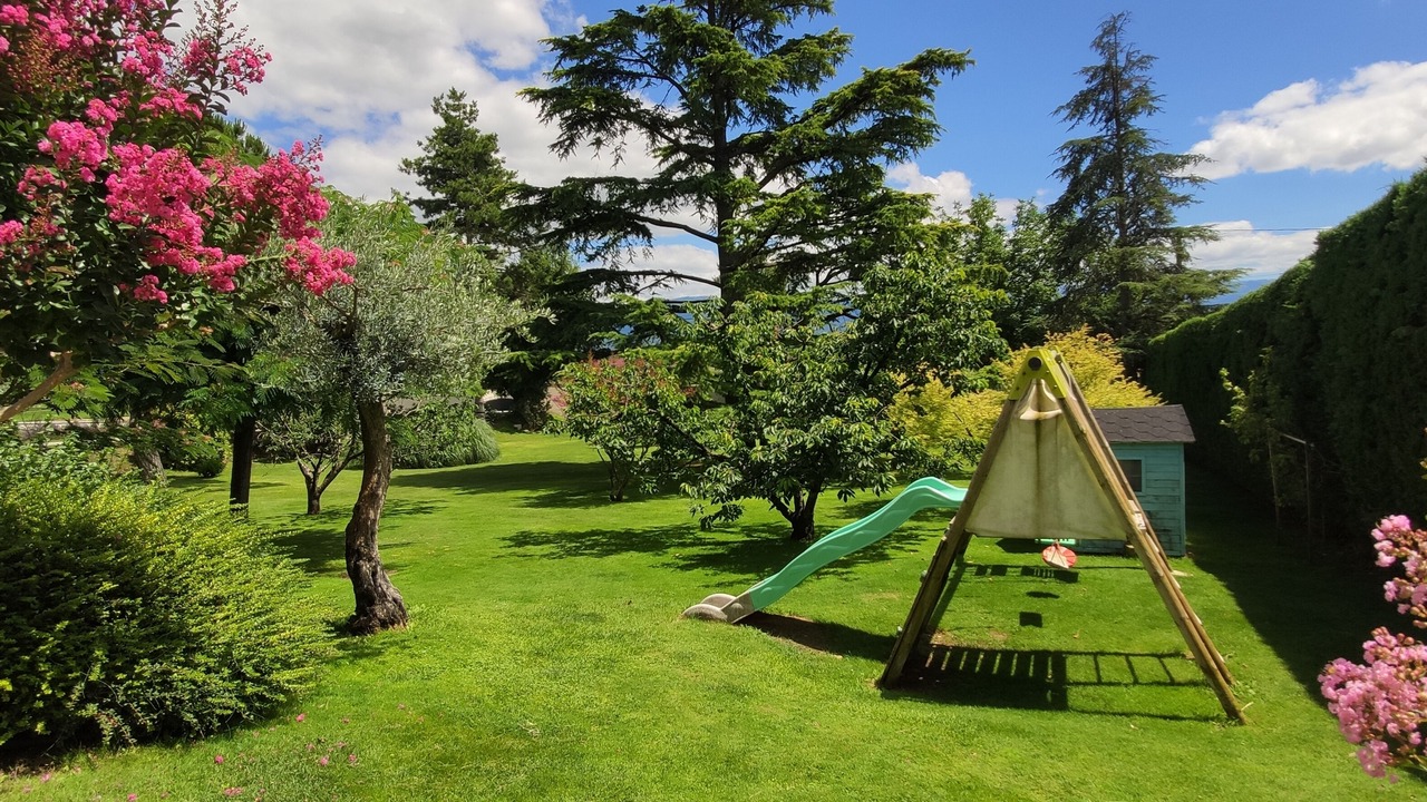 Photo of Others in Mours-Saint-Eusebe