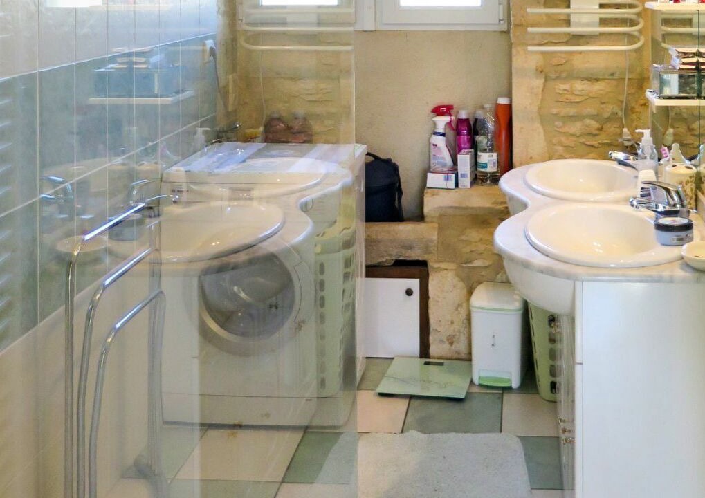 Photo of Bathroom in Montcabrier