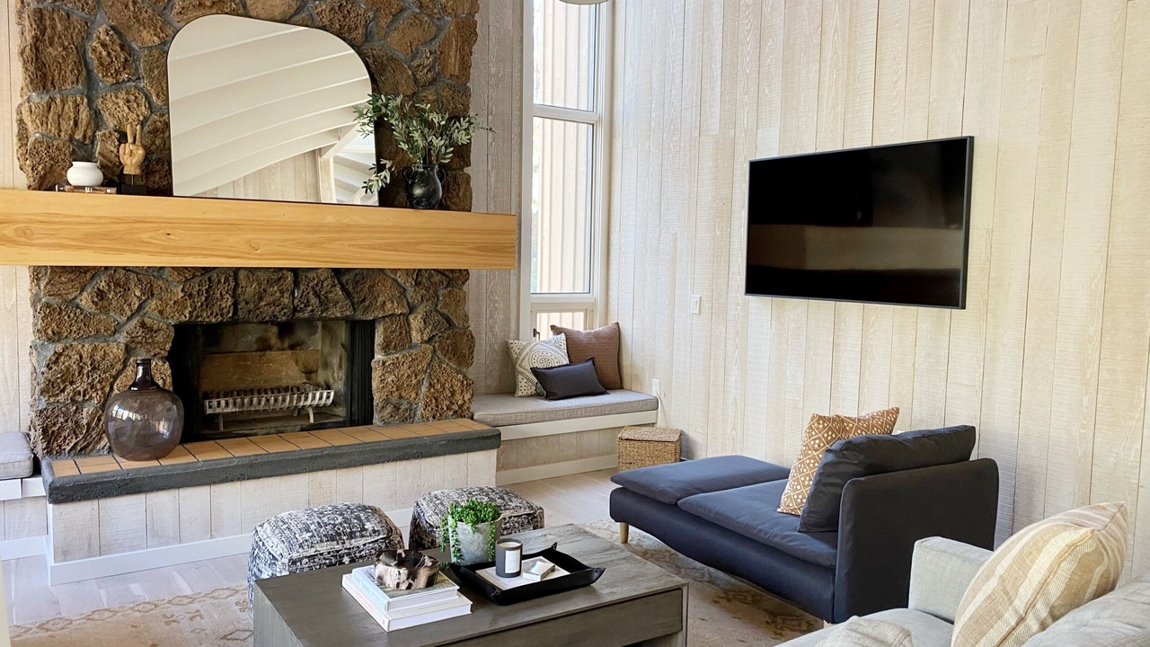 Photo of Livingroom in Black Butte Ranch