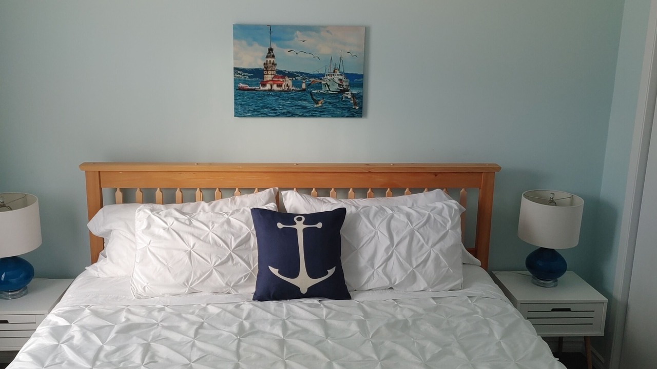 Photo of Bedroom in Crystal Beach