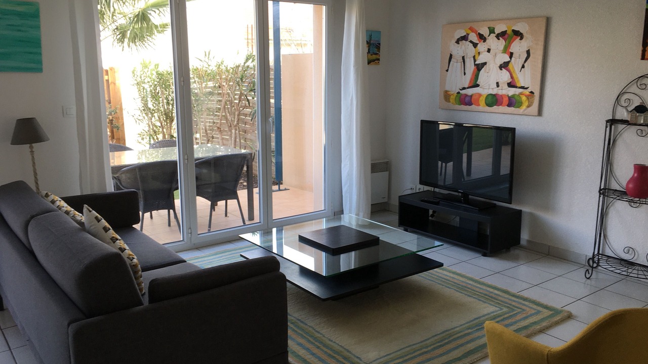 Photo of Livingroom in Moyen-Vernet