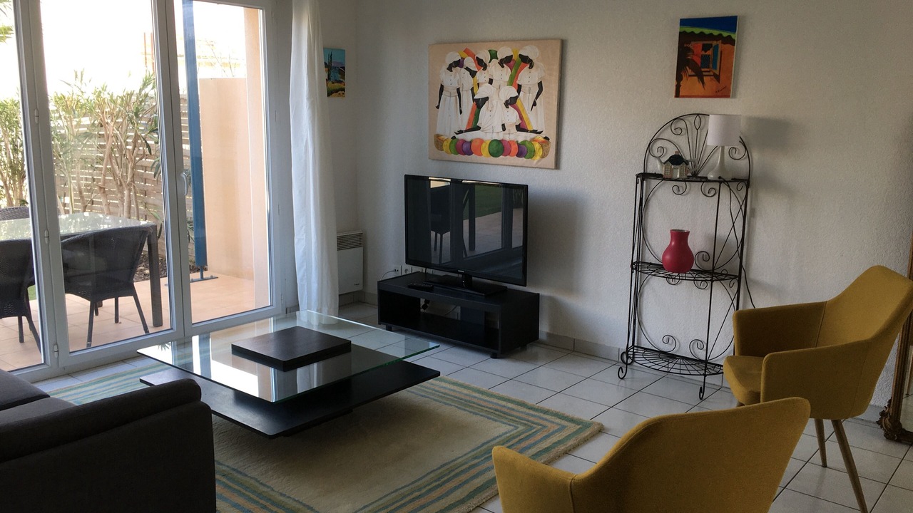 Photo of Livingroom in Moyen-Vernet
