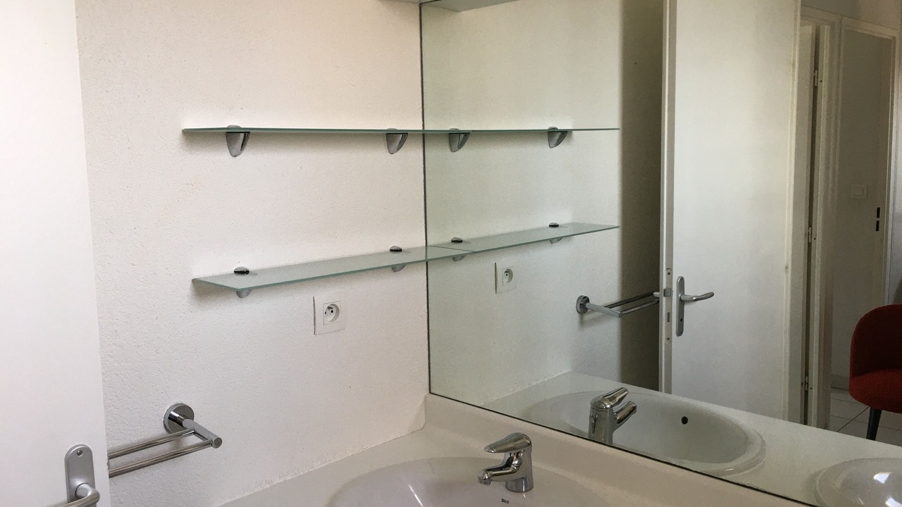 Photo of Bathroom in Moyen-Vernet