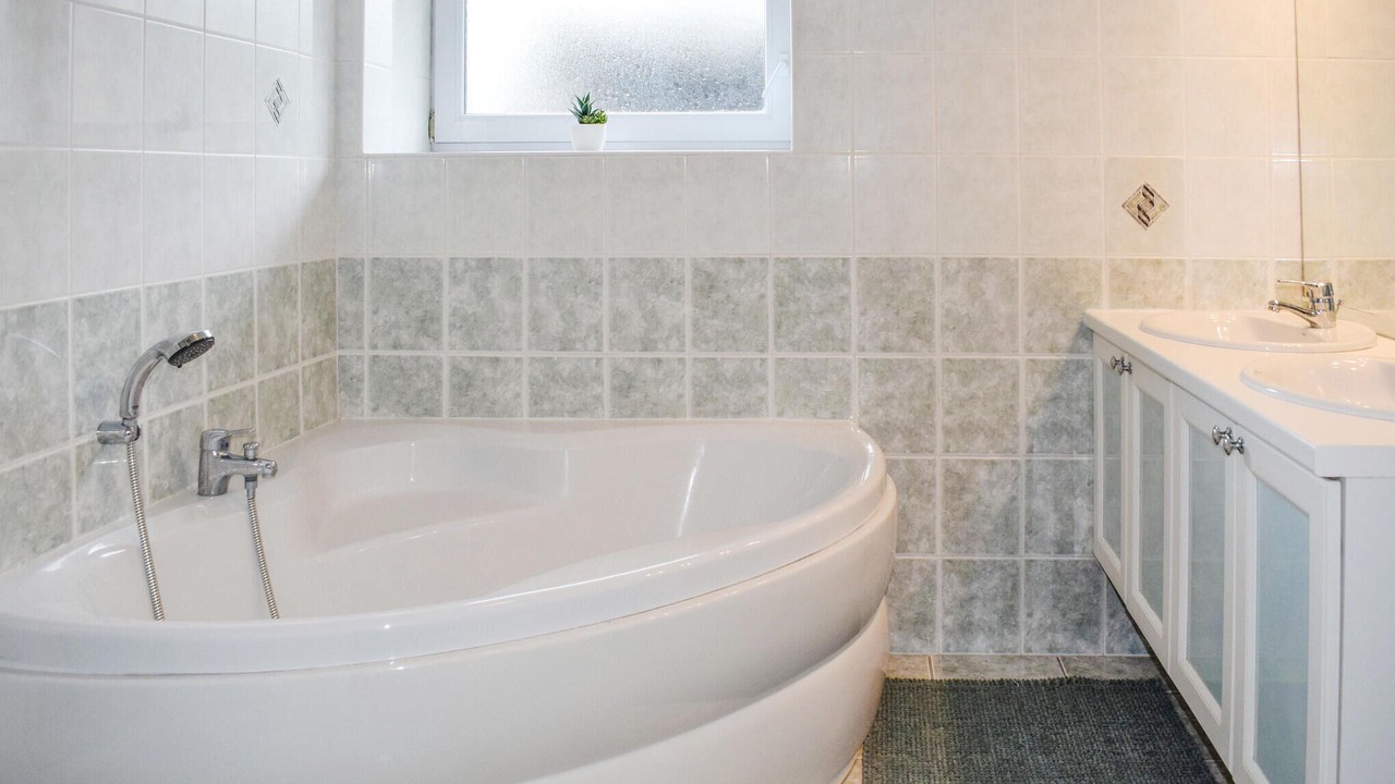 Photo of Bathroom in Plehedel