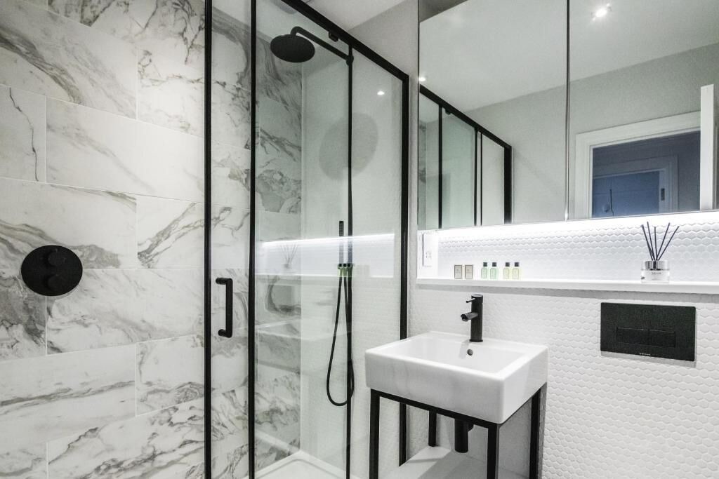 Photo of Bathroom in Queen's Gate