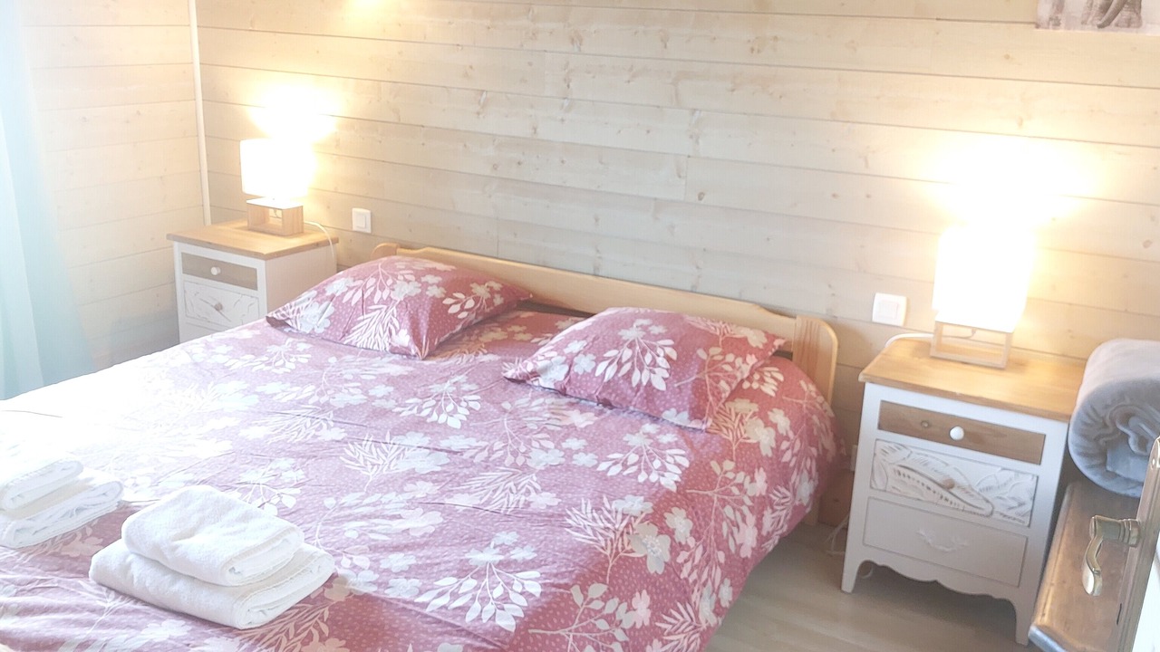 Photo of Bedroom in Saint-Frajou