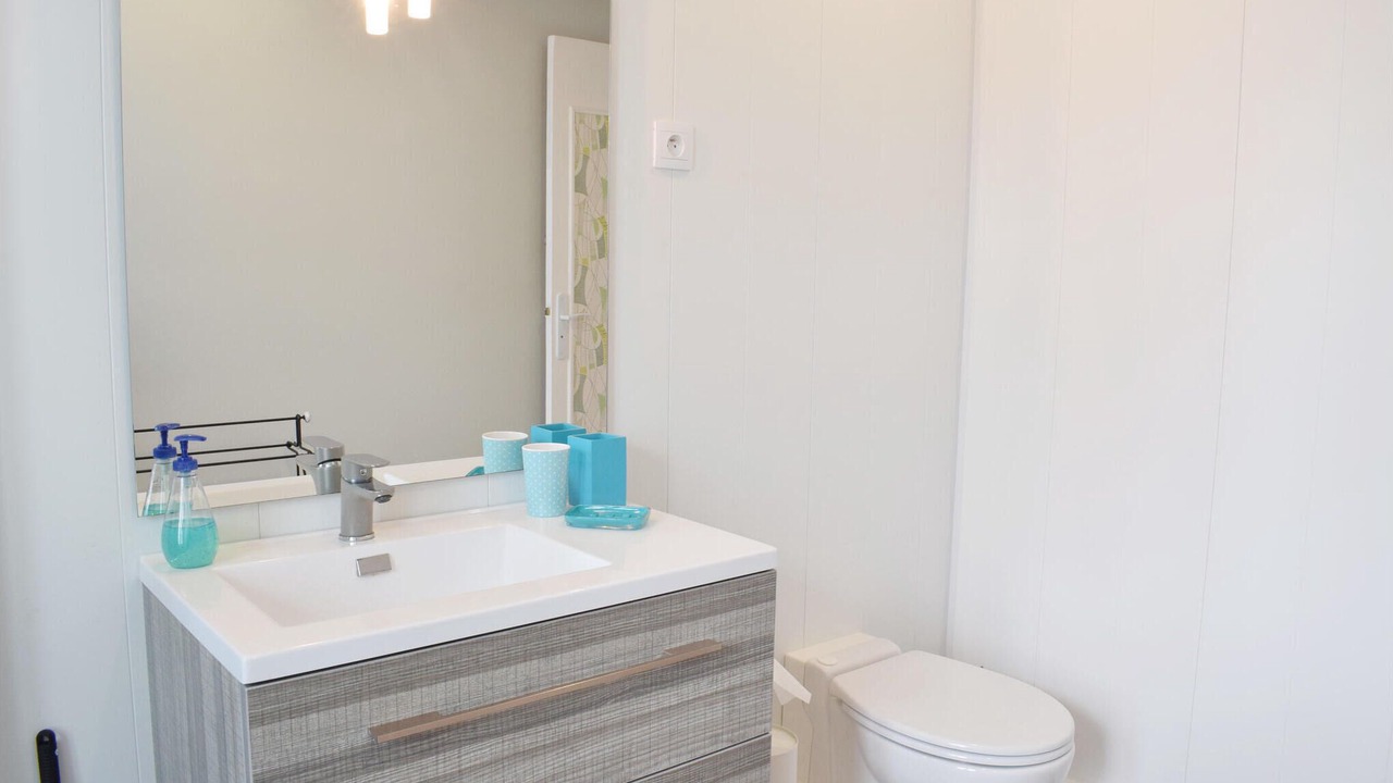 Photo of Bathroom in Gavray