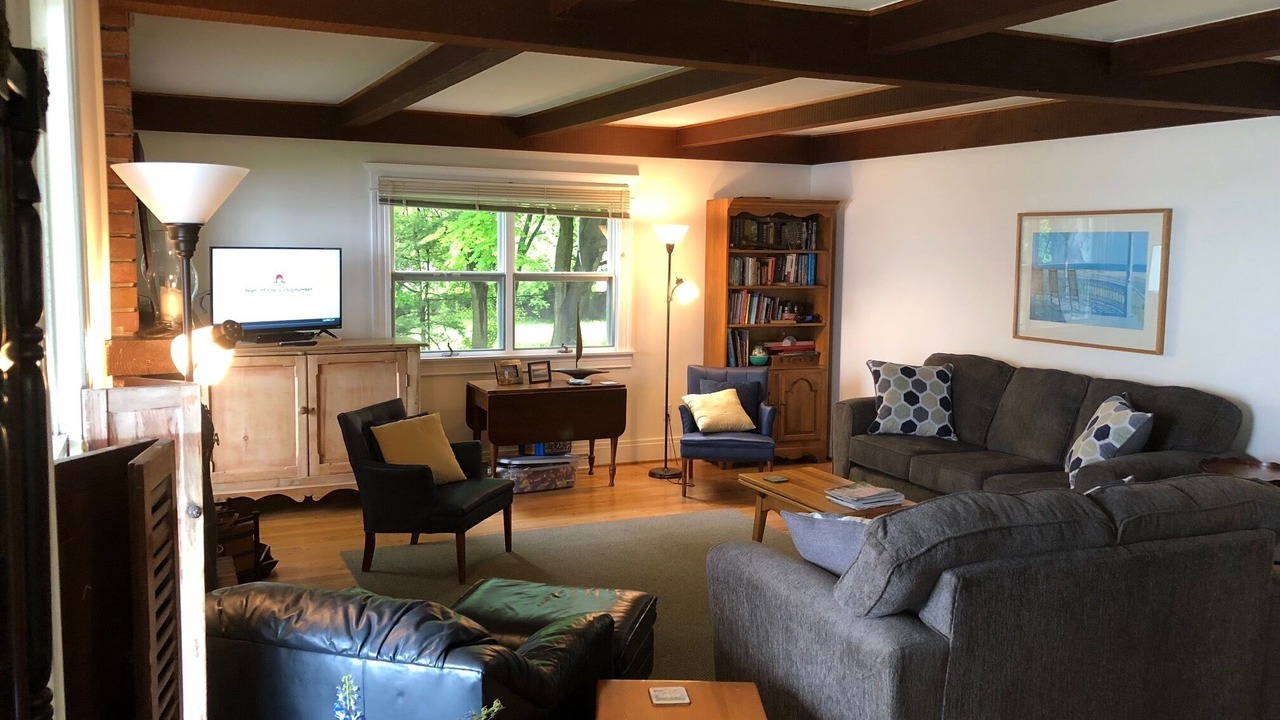 Photo of Livingroom in Chautauqua