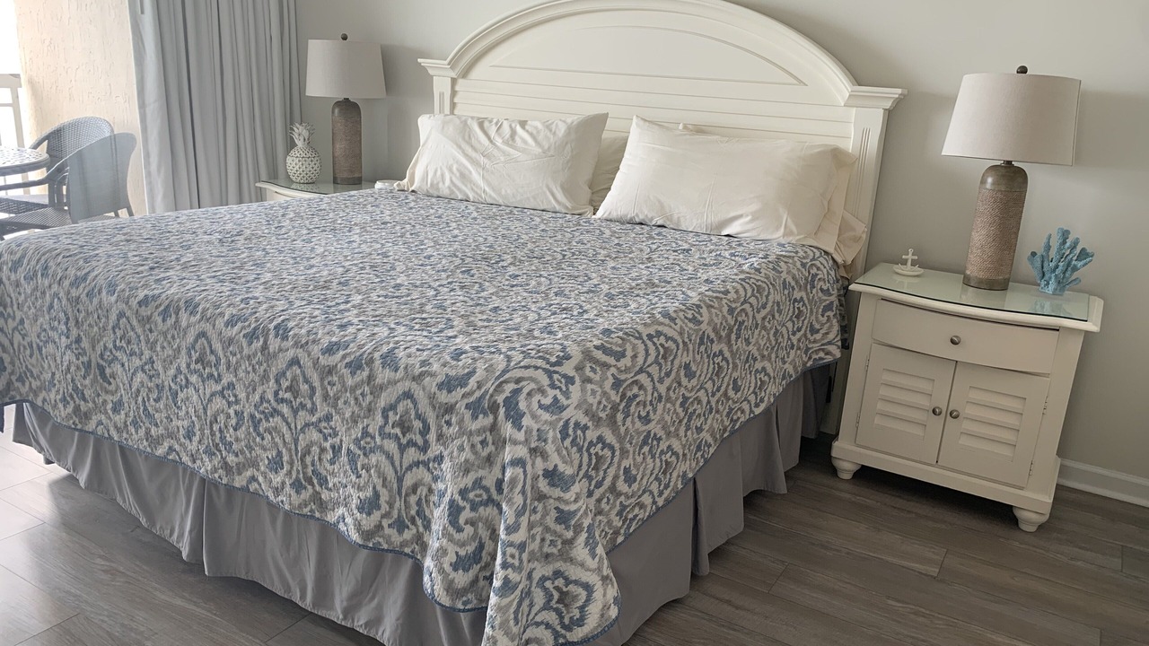 Photo of Bedroom in Crescent Beach