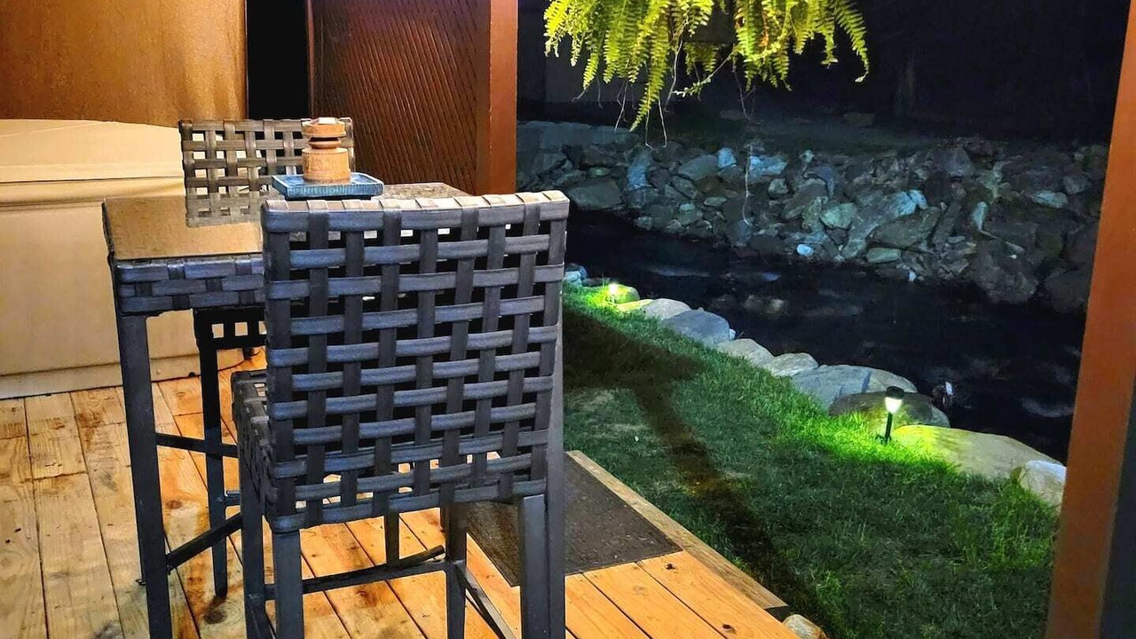 Photo of Outdoor in Flag Pond