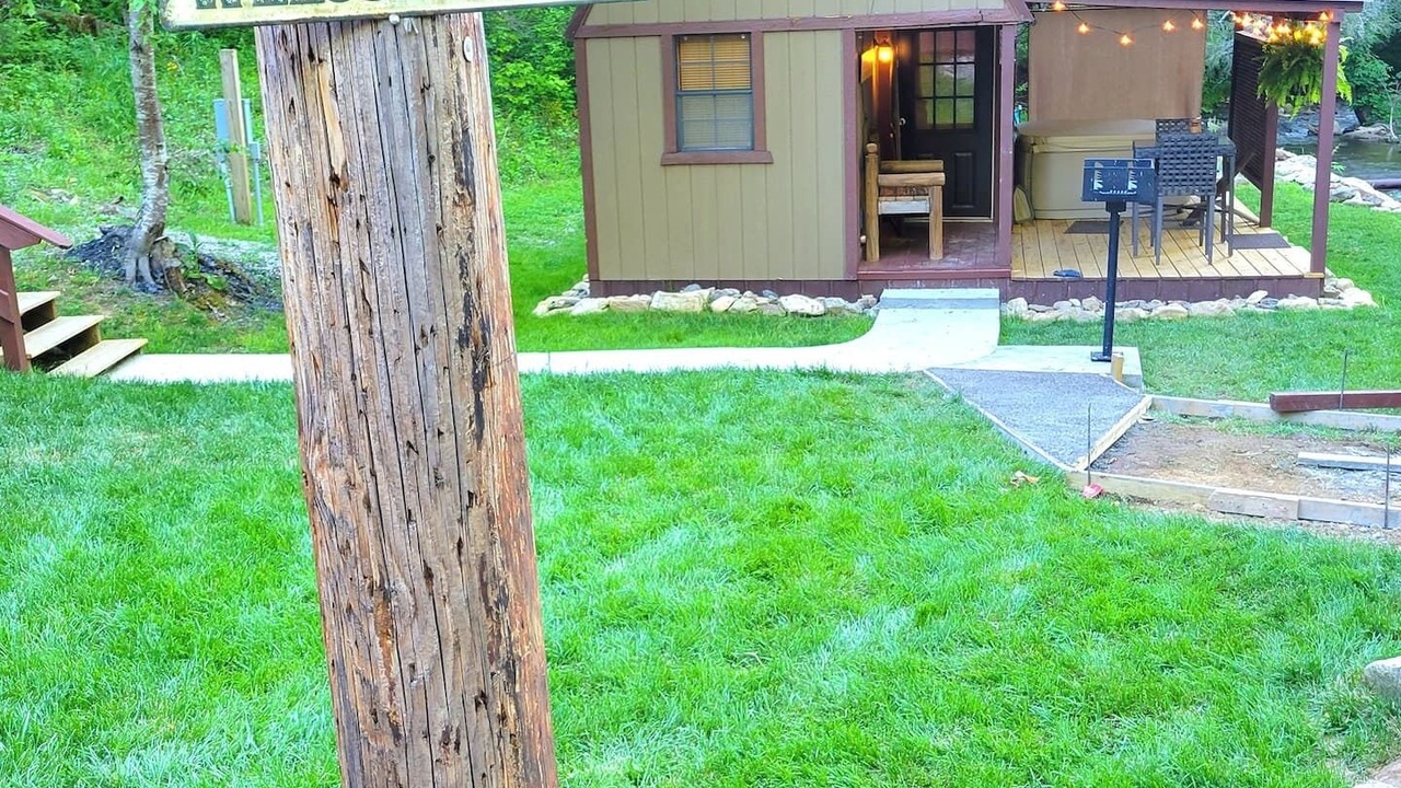 Photo of Outdoor in Flag Pond