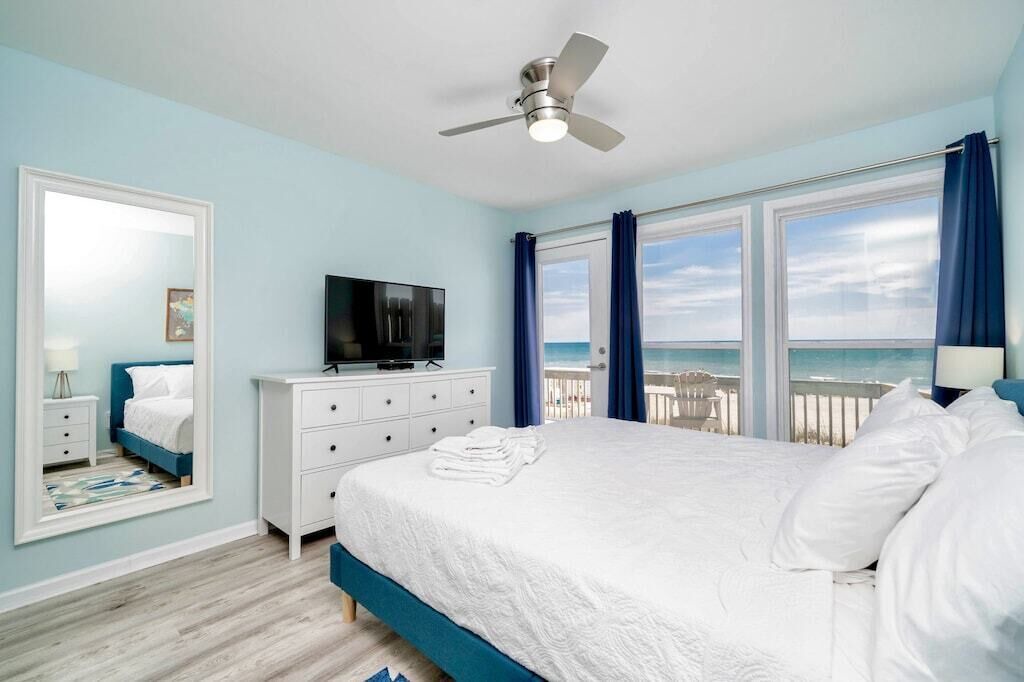 Photo of Others in Emerald Isle
