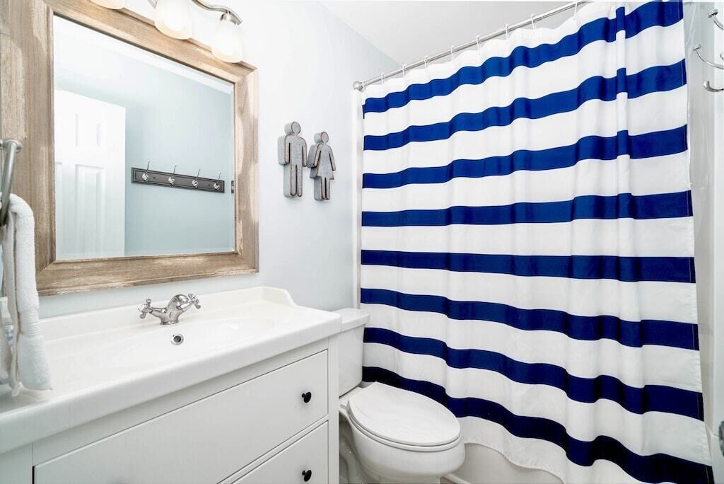 Photo of Bathroom in Emerald Isle