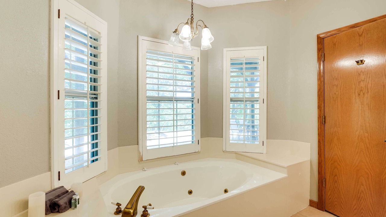 Photo of Bathroom in Beaver Shores