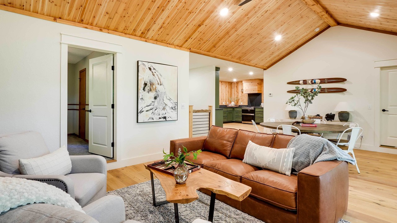 Photo of Livingroom in Beaver Shores