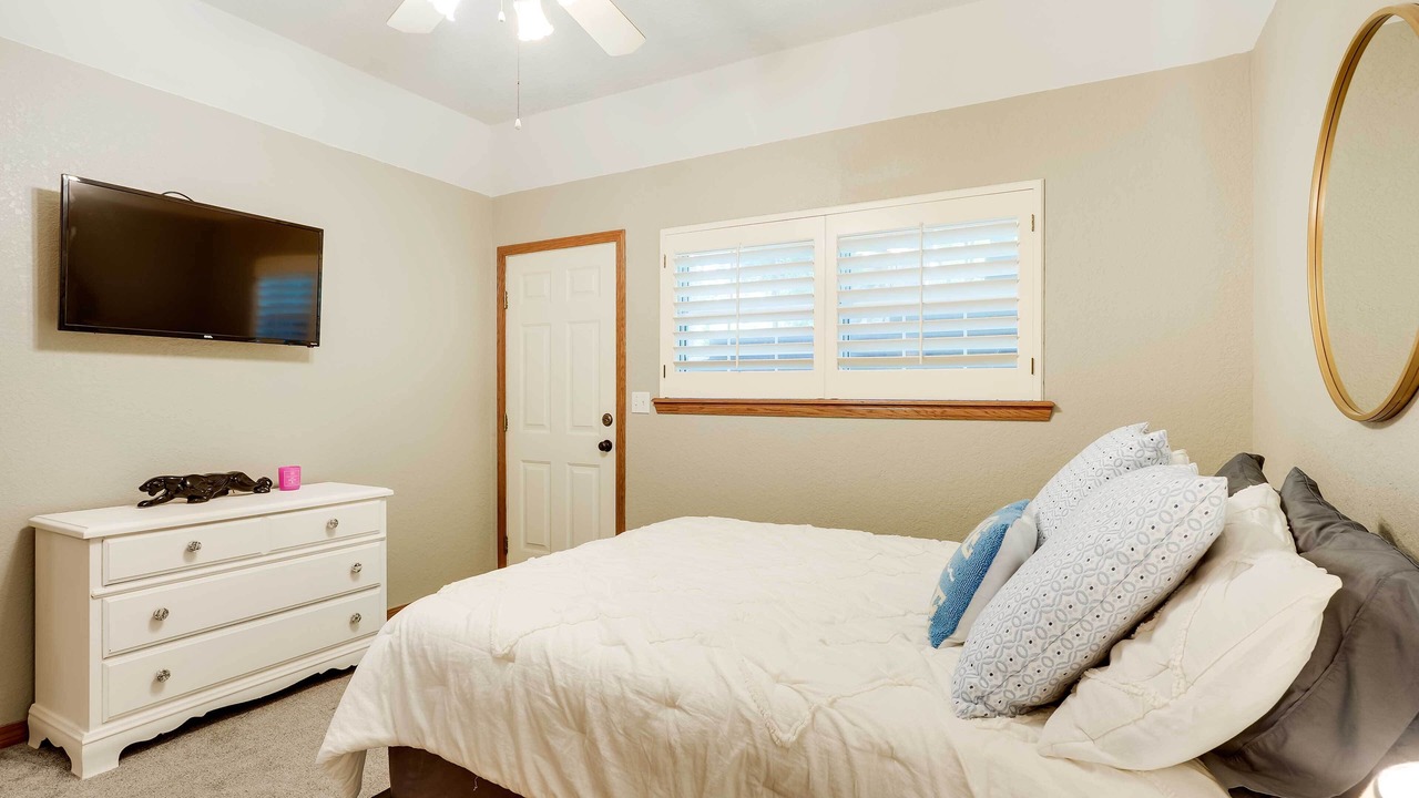 Photo of Bedroom in Beaver Shores