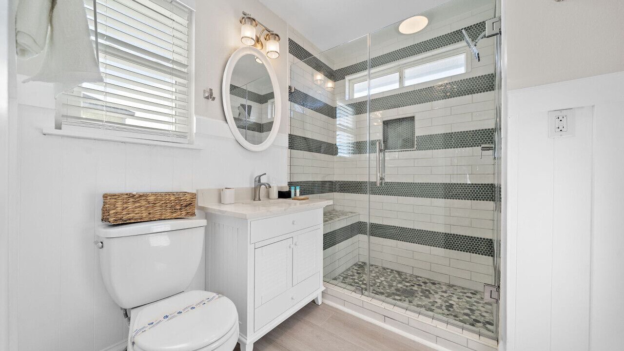 Photo of Bathroom in Miramar