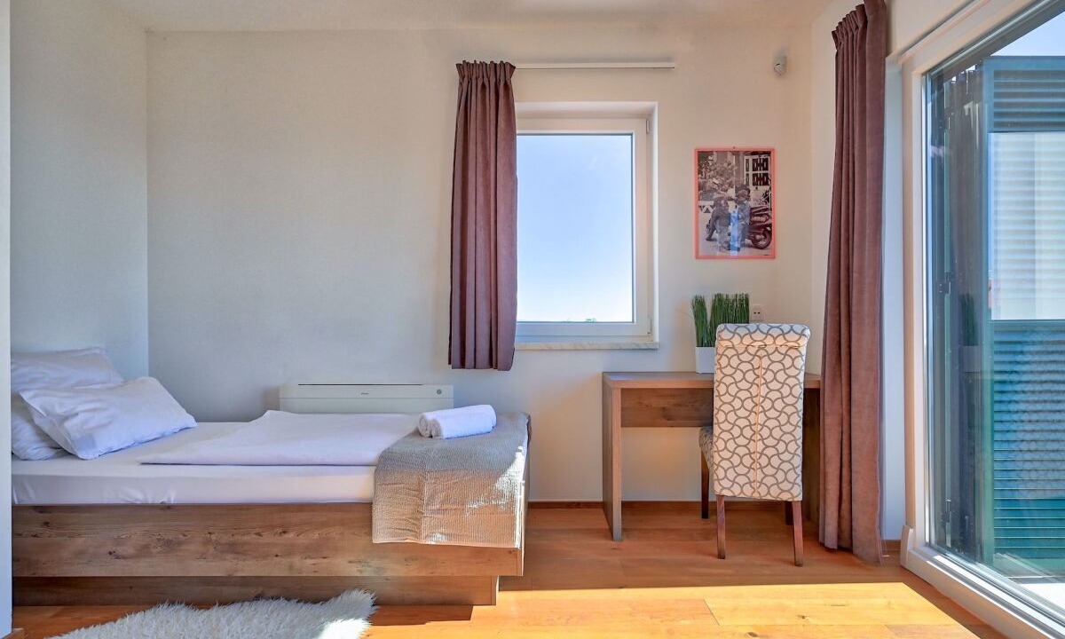 Photo of Bedroom in Novalja
