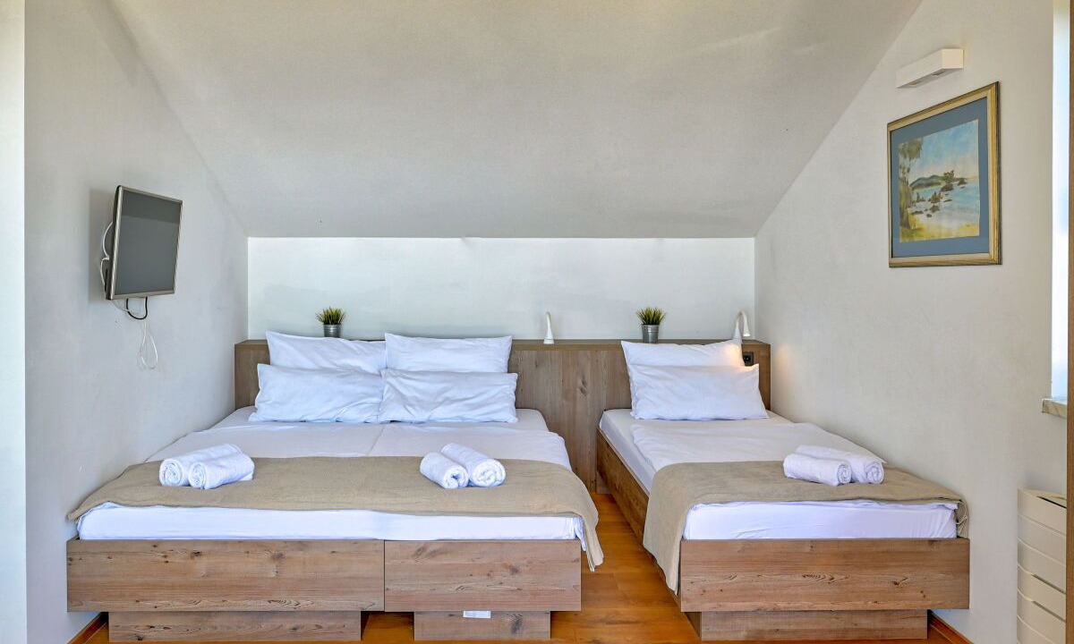 Photo of Bedroom in Novalja