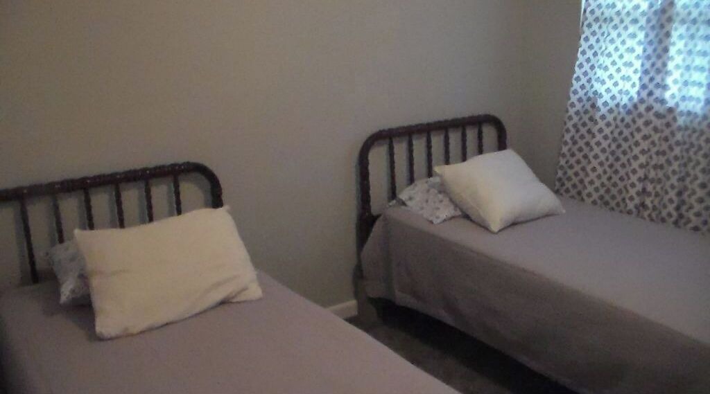 Photo of Bedroom in Scottown