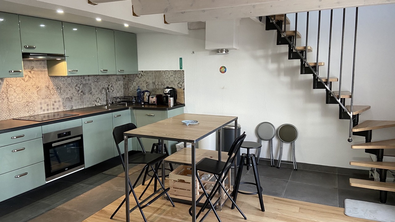 Photo of Kitchen in Enveitg