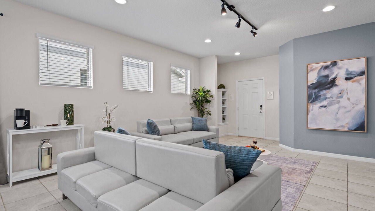 Photo of Livingroom in Four Corners