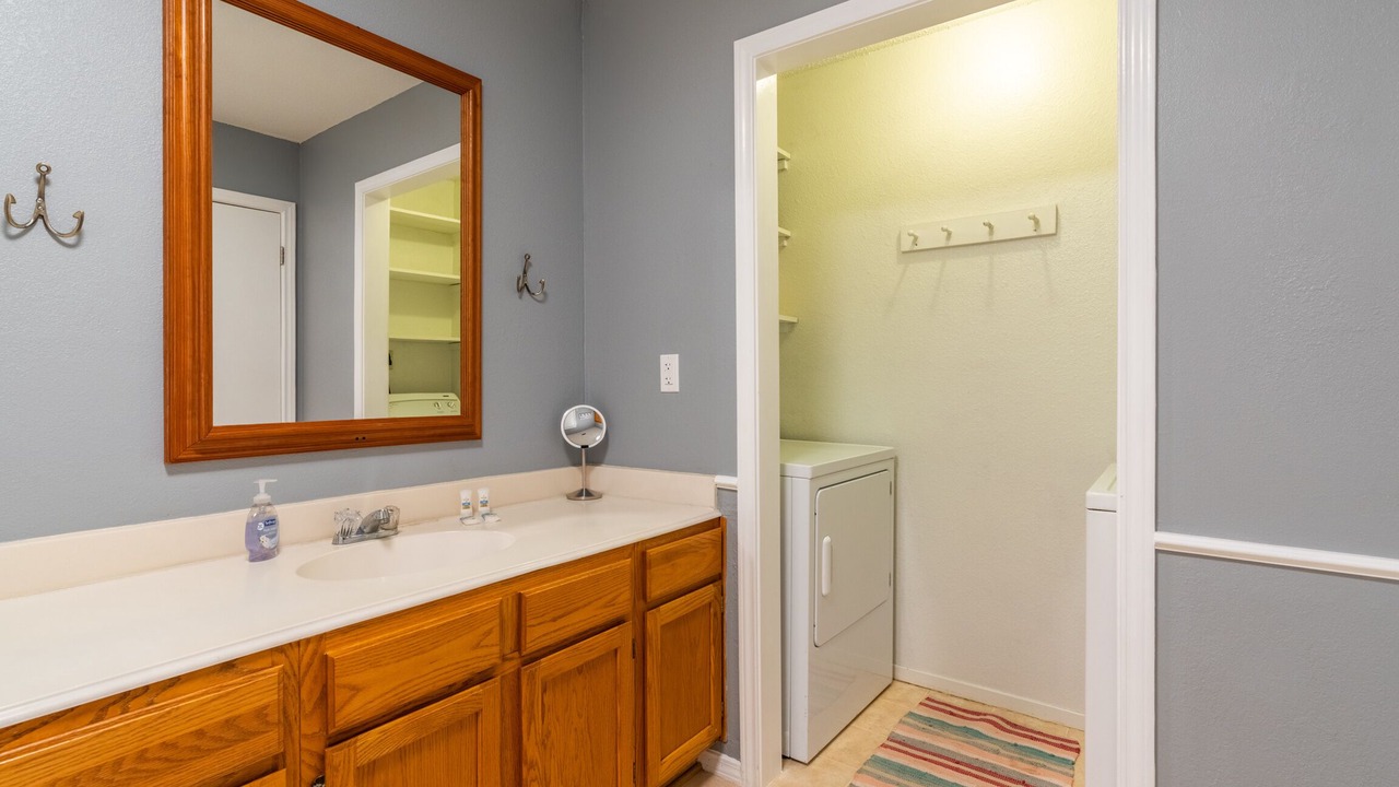 Photo of Bathroom in Yantis