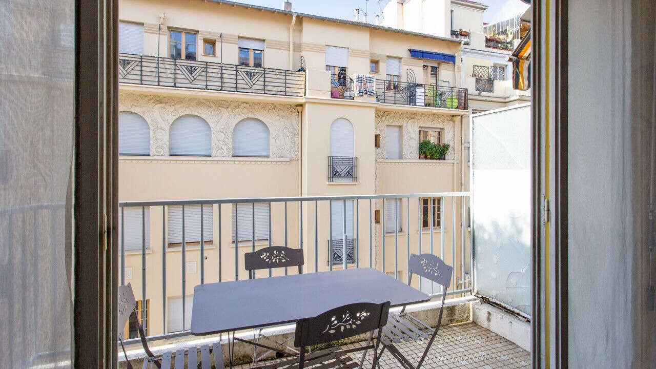 Photo of Others in Vernier