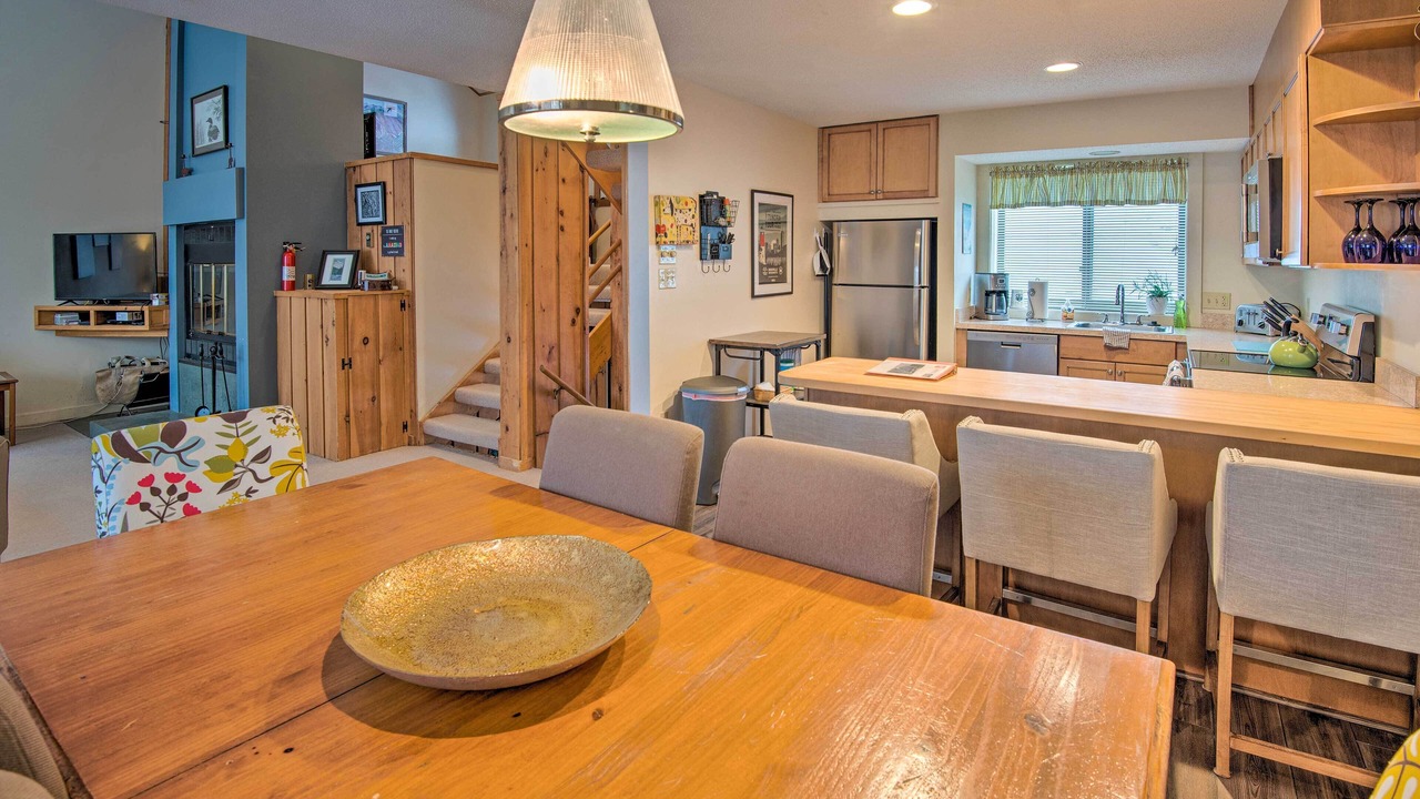 Photo of Others in Lincoln