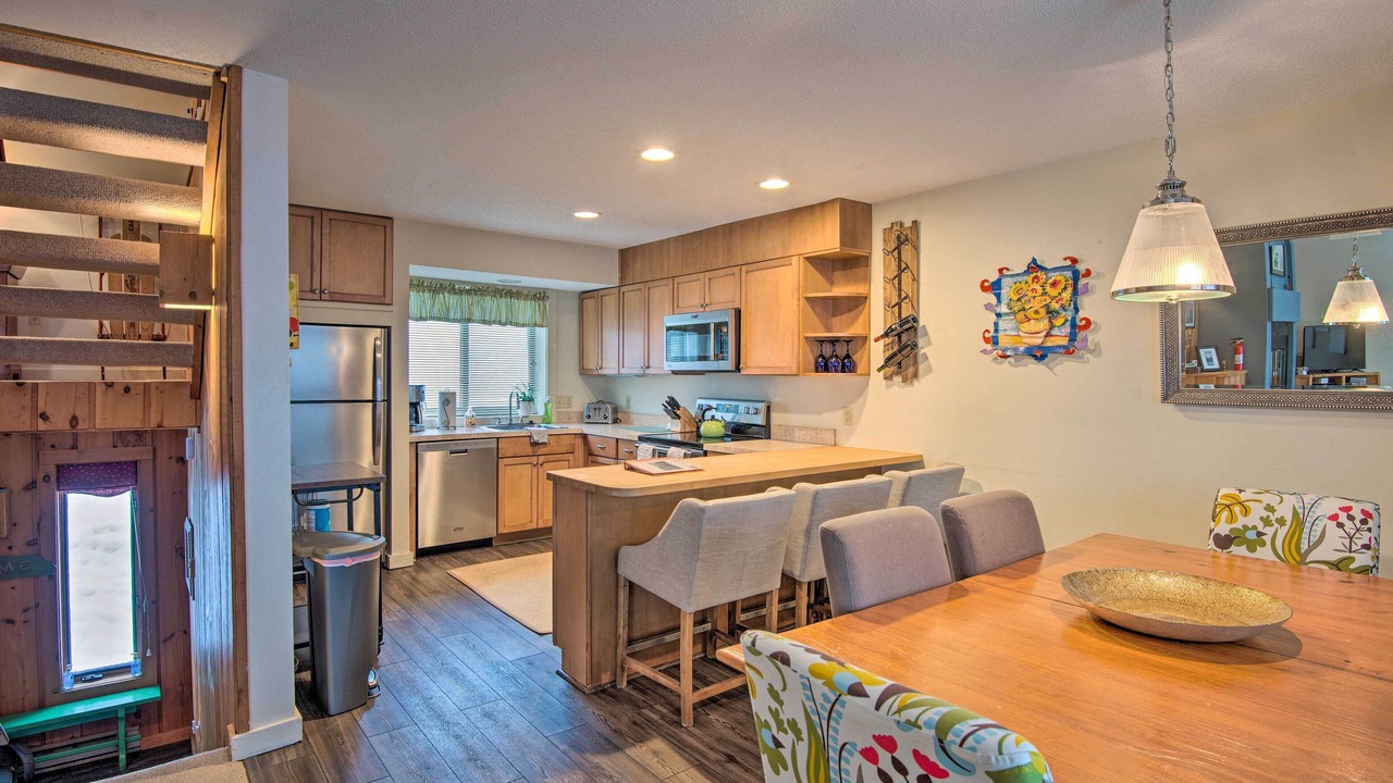 Photo of Others in Lincoln