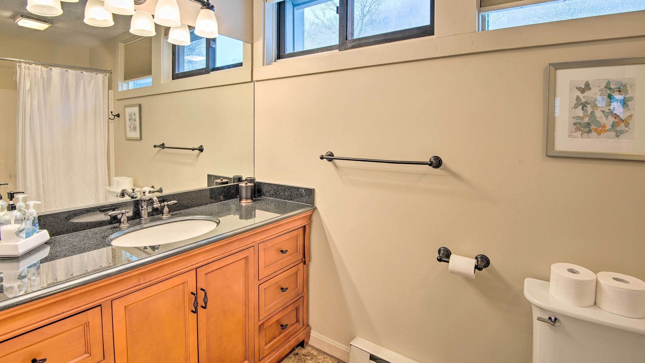 Photo of Bathroom in Lincoln