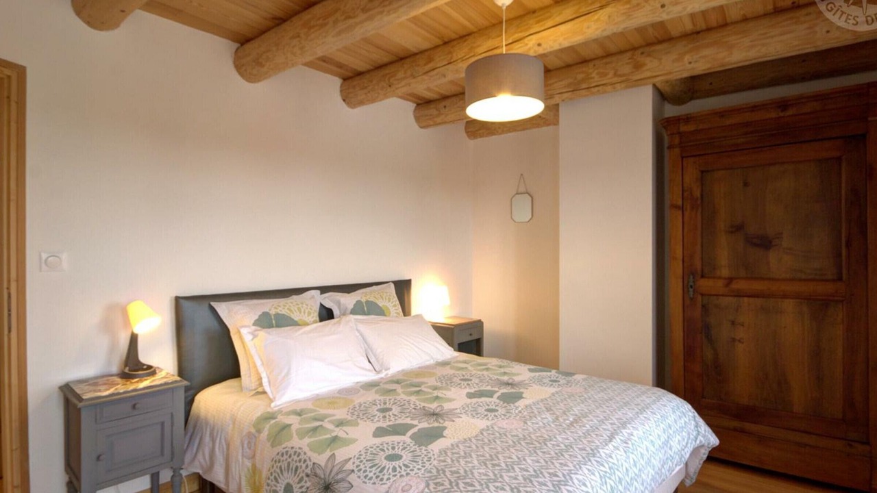 Photo of Bedroom in Saint-Hilaire-Cusson-la-Valmitte