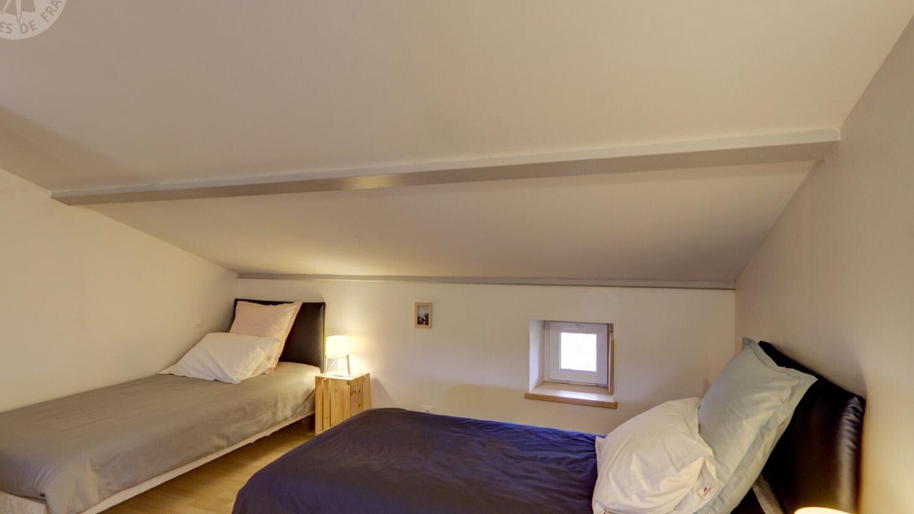 Photo of Bedroom in Saint-Hilaire-Cusson-la-Valmitte