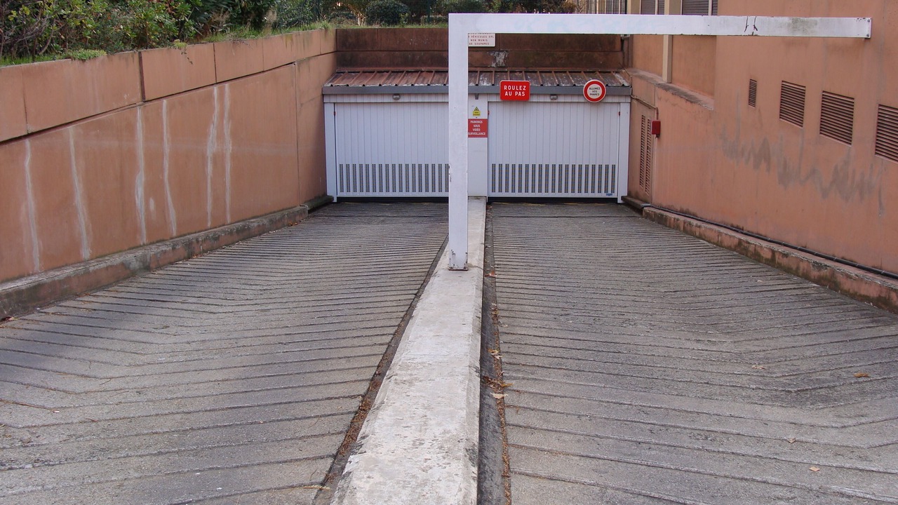 Photo of Outdoor in Minimes - Barriere de Paris