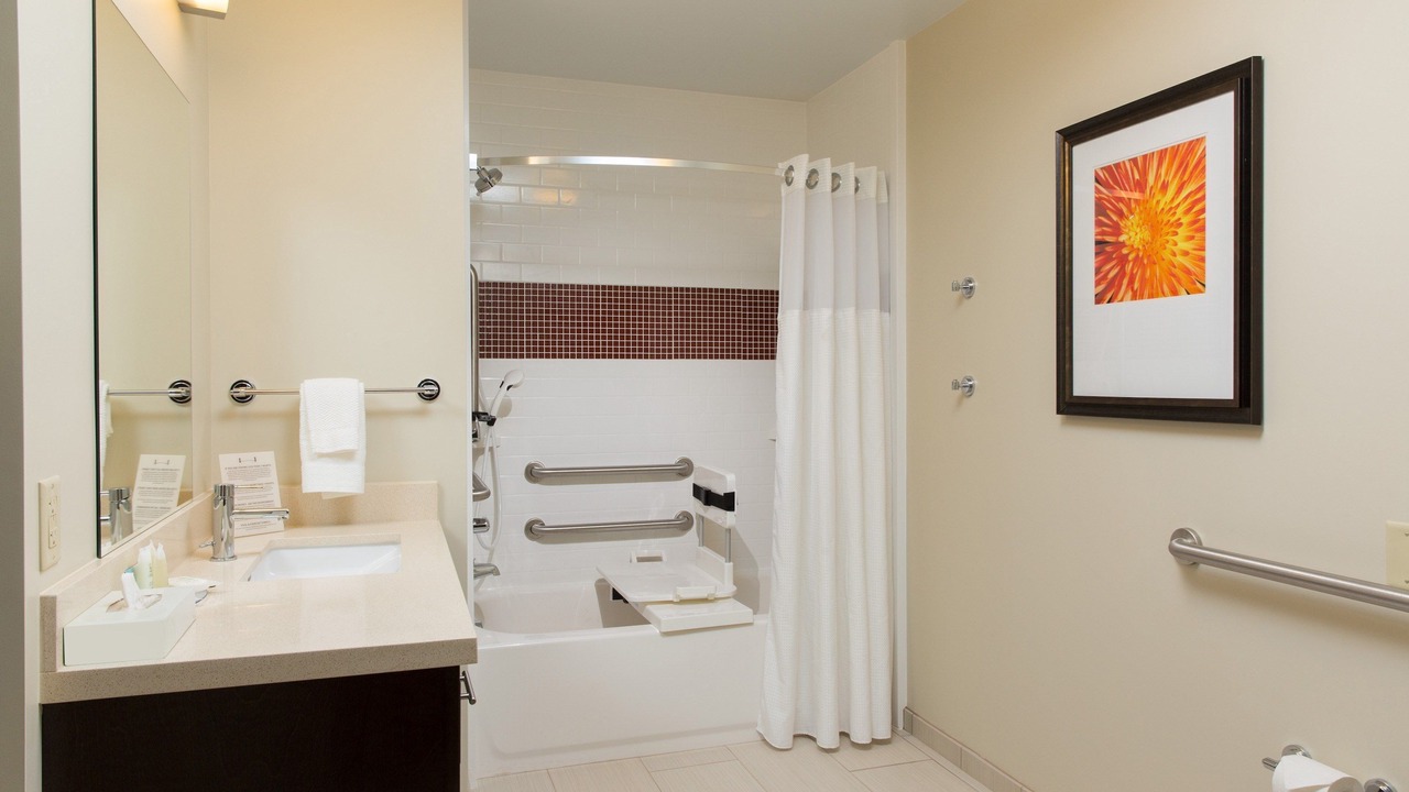 Photo of Bathroom in Palmdale