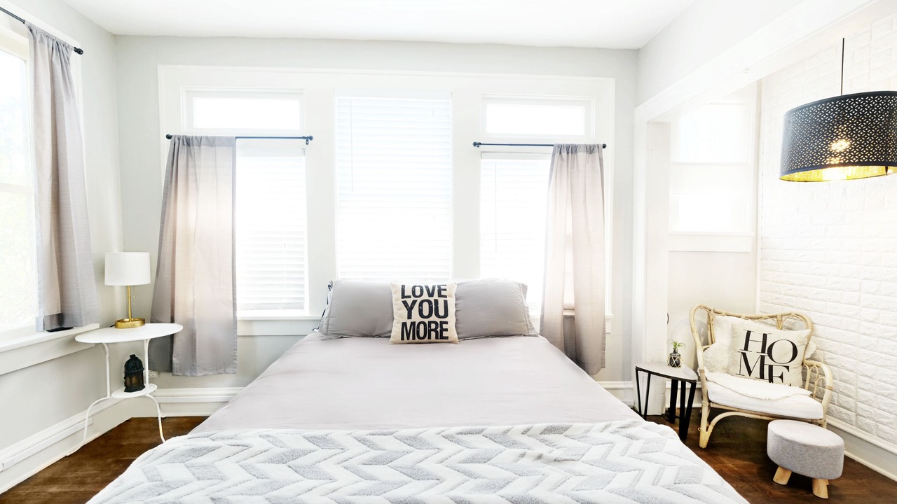 Photo of Bedroom in Lower Greenville